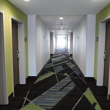 Holiday Inn Express & Suites Moore By Ihg Екстер'єр фото