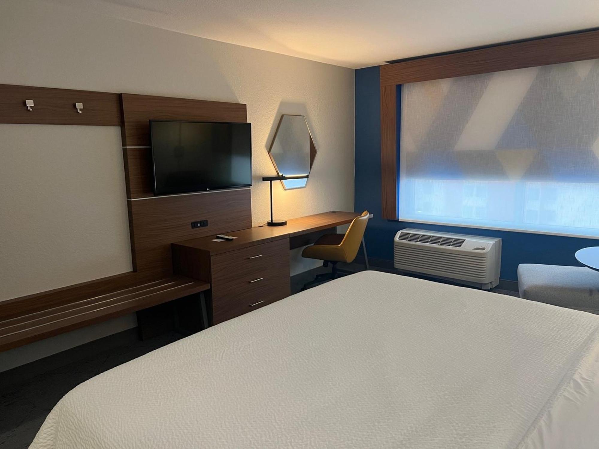 Holiday Inn Express & Suites Moore By Ihg Екстер'єр фото