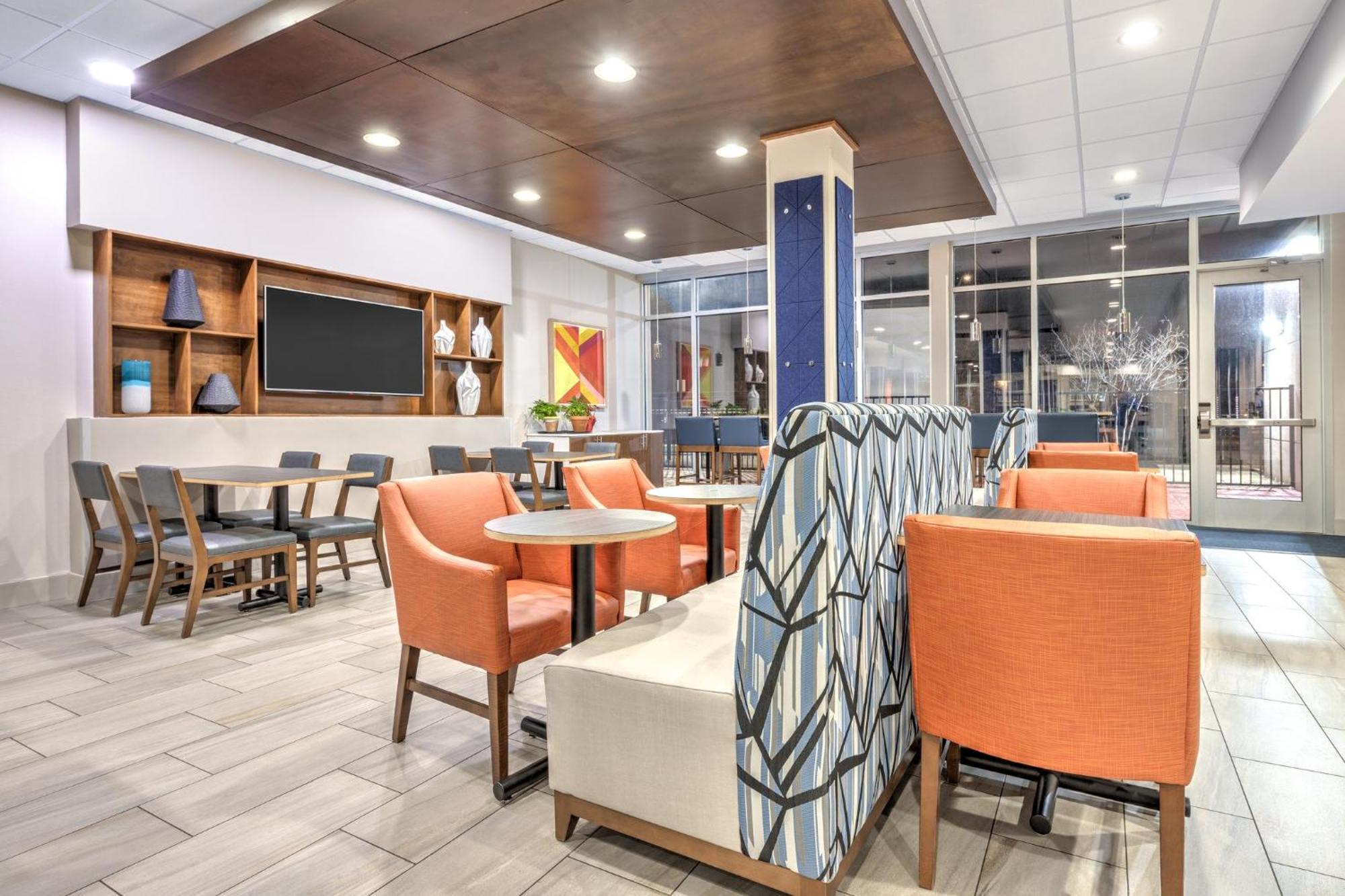 Holiday Inn Express & Suites Moore By Ihg Екстер'єр фото