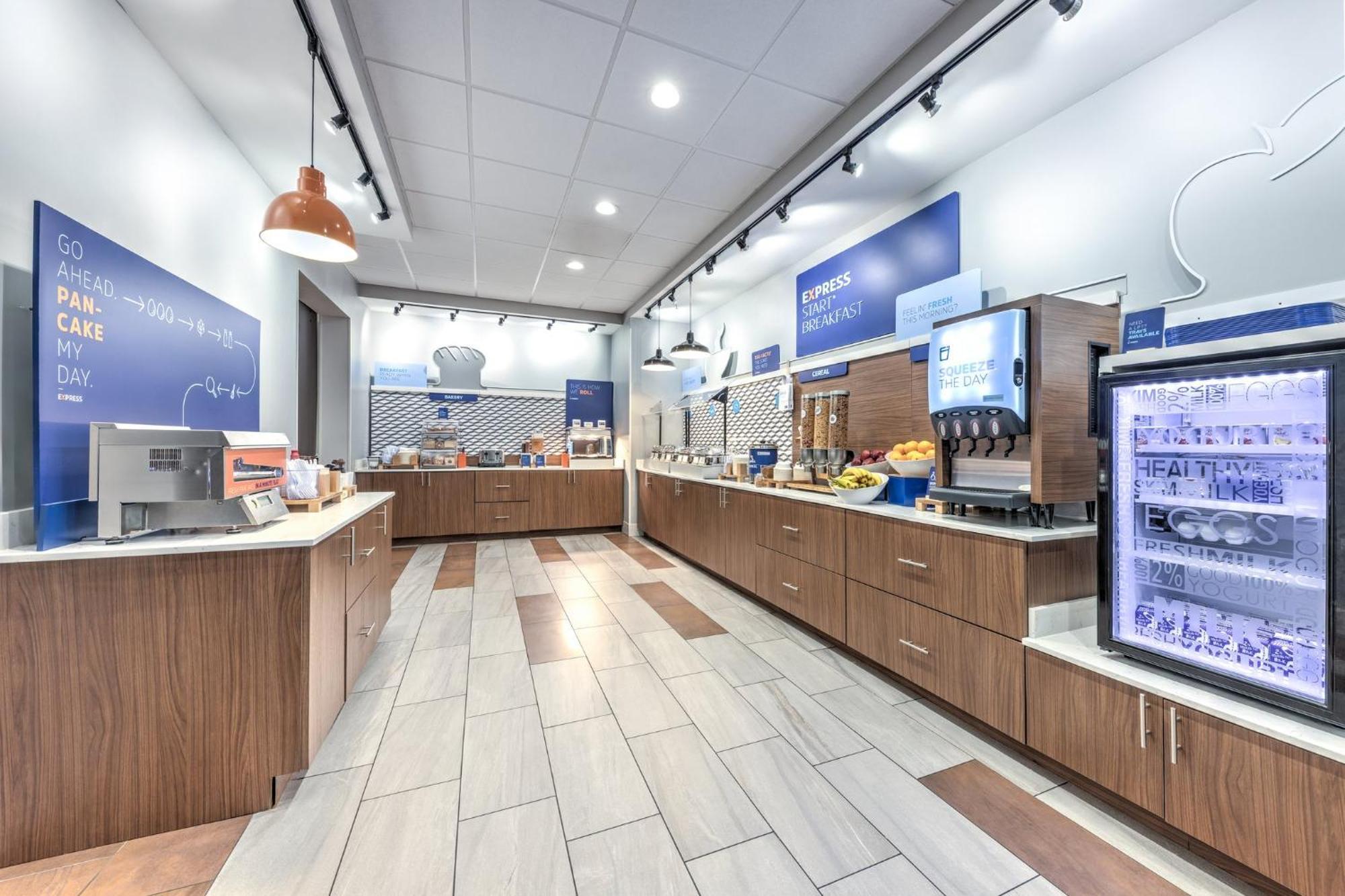 Holiday Inn Express & Suites Moore By Ihg Екстер'єр фото