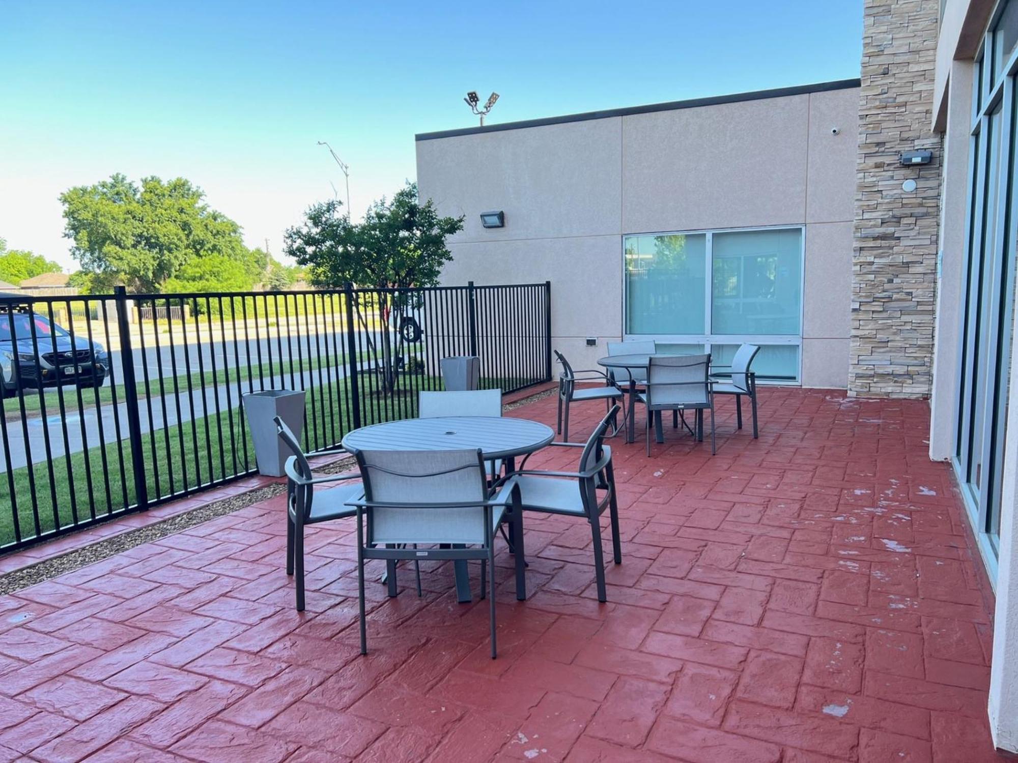 Holiday Inn Express & Suites Moore By Ihg Екстер'єр фото